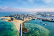 Normandie Urlaub: Blick auf Saint-Malo